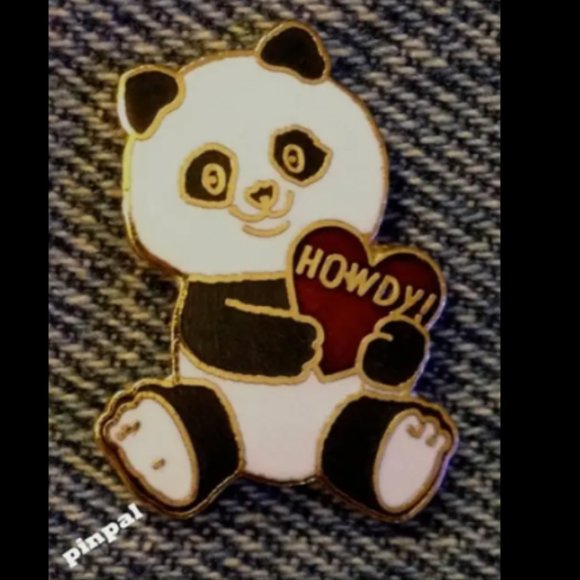 Panda Bear Pin - Picture 1 of 2